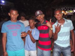 Oktober 10 Anos